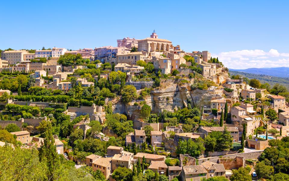 Plus beaux villages de France Gordes ANCV