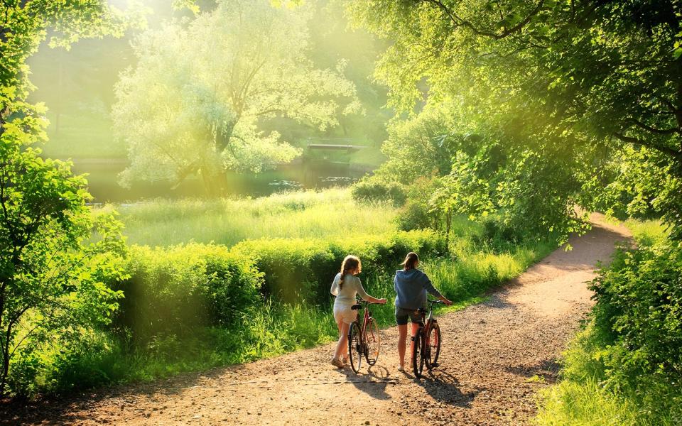 Balade à vélo autour de lyon nature ANCV