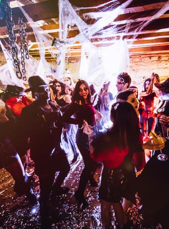 Pousser les portes d’un manoir 